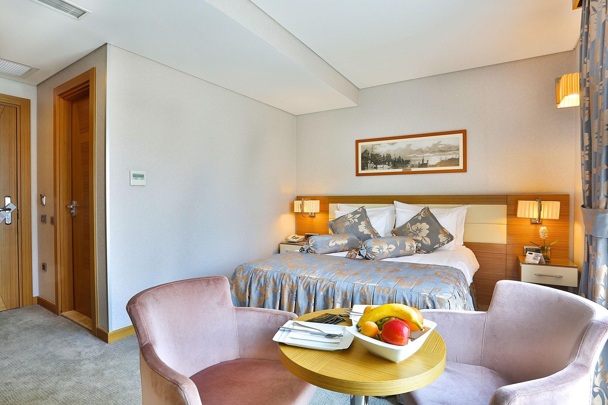 Hotel Momento - Special Category Стамбул Экстерьер фото